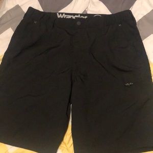 Wrangler size34 polyester shorts